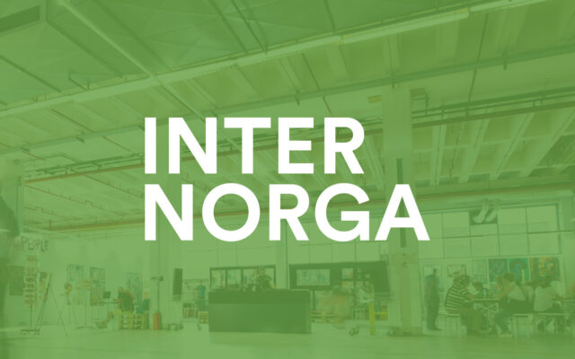 Logo der Internorga auf grünem Hintergrund einer Messe