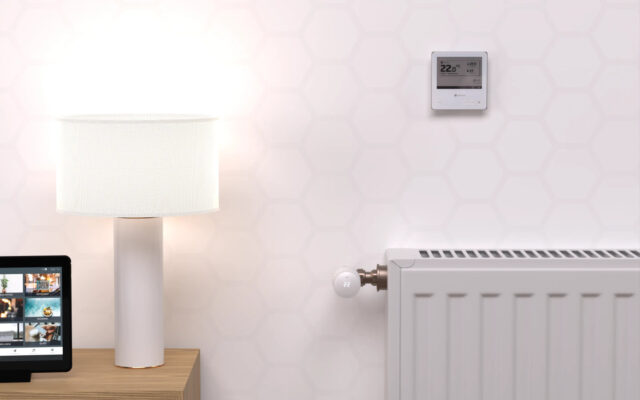 fan coil und heizkörper thermostat im hotelzimmer