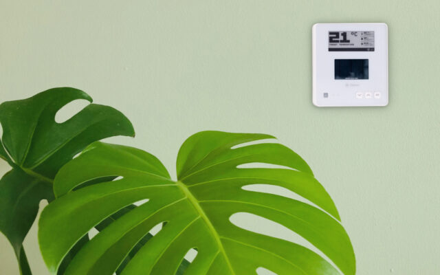 smartes wandthermostat für heizkörpersteuerung für mehr energieeffizienz in nichtwohngebäuden