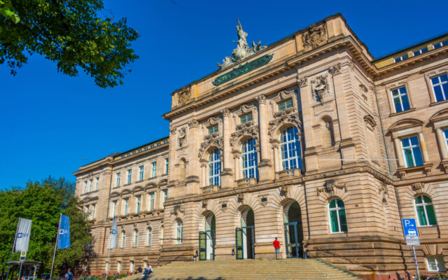 Universität Würzburg Aussenansicht Bildungseinrichtung